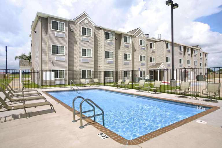 Sport & Beauty 5, Microtel Inn & Suites By Wyndham Breaux Bridge, Saint Martin