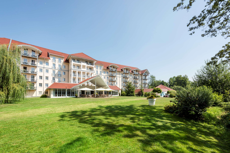 Exterior & Views 3, Parkhotel Maximilian Ottobeuren Resort&Spa, Unterallgäu