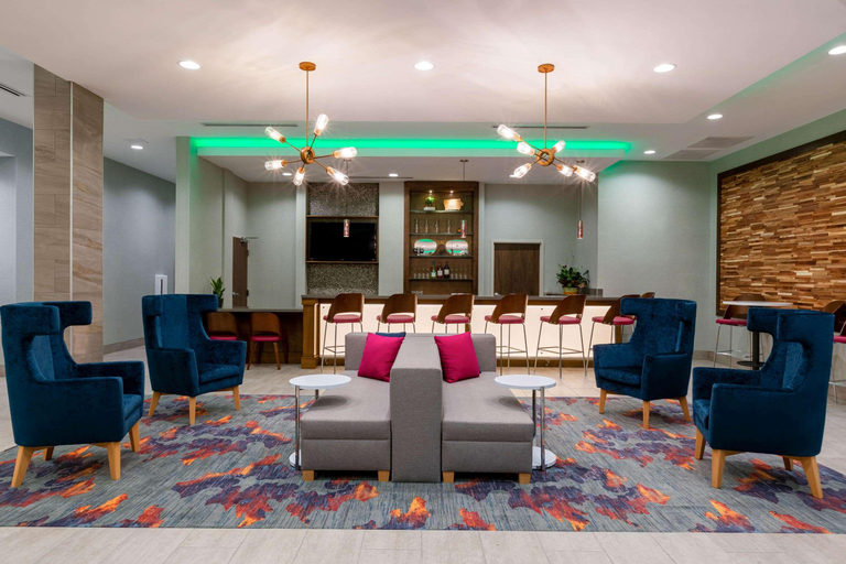 Public Area 2, La Quinta by Wyndham Altoona Des Moines, Polk