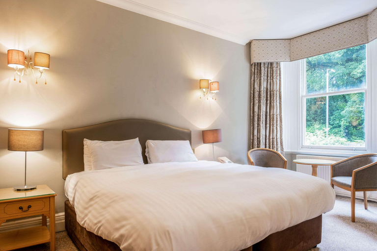 Bedroom 2, Makeney Hall, Derbyshire