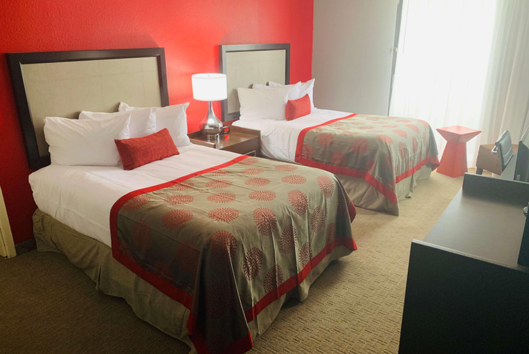 Bedroom 3, Ramada by Wyndham Texarkana, Miller