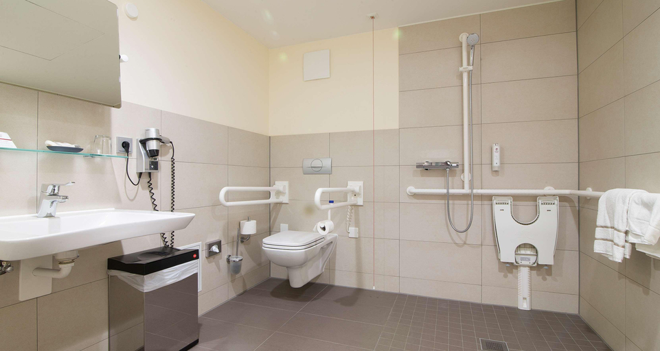 Bathroom 4, Best Western Plus Hotel Bremerhaven, Bremerhaven