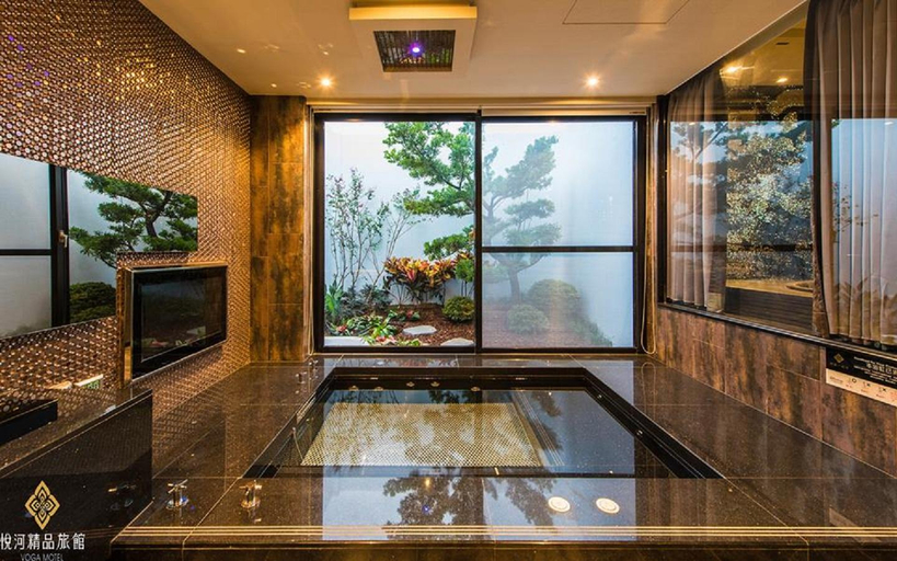 Others 5, Voga Pic Motel, Taichung