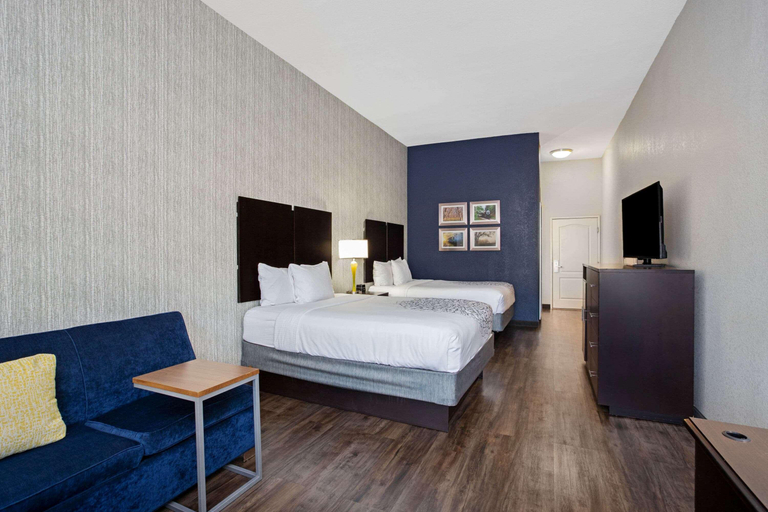 Bedroom 3, La Quinta Inn & Suites Palestine, Anderson