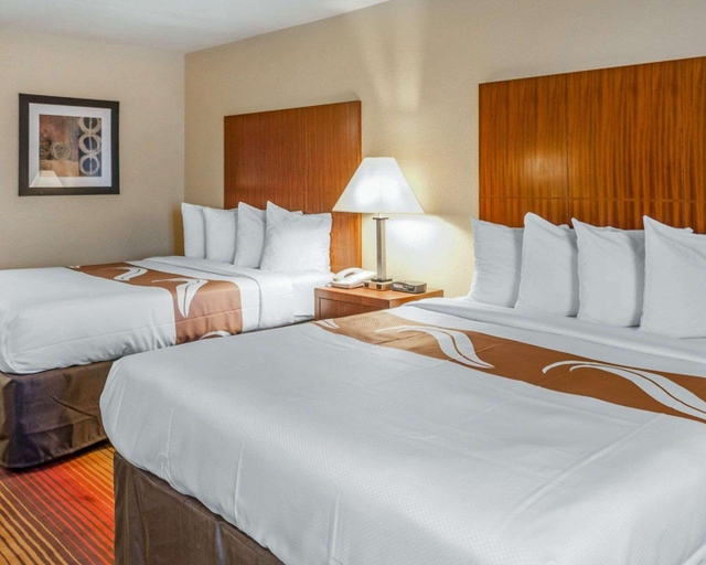 Bedroom 3, Quality Inn & Suites Albuquerque West, Bernalillo