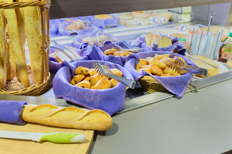 Food & Drinks 5, Kyriad Lille - Mons En Baroeul, Nord