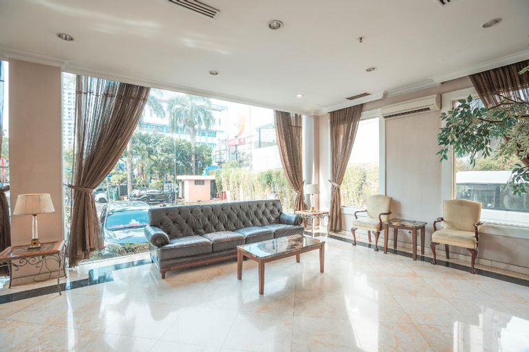 Public Area 4, Bulevar, West Jakarta