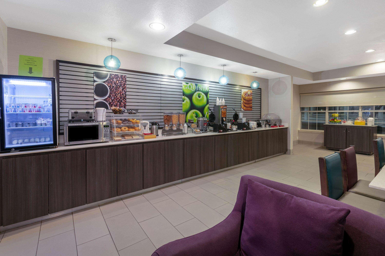 Public Area 2, La Quinta Inn & Suites by Wyndham Rockwall, Rockwall