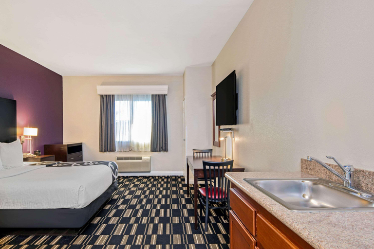 Bedroom 3, The Hotel Oceanside, San Diego