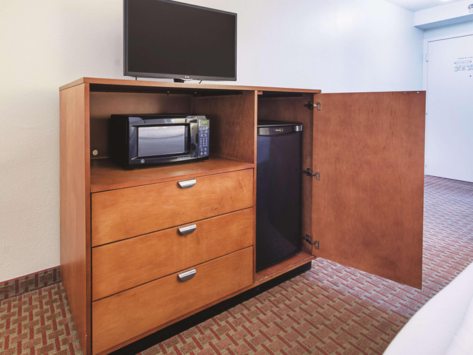 Bedroom 3, La Quinta Inn & Suites Dothan, Houston