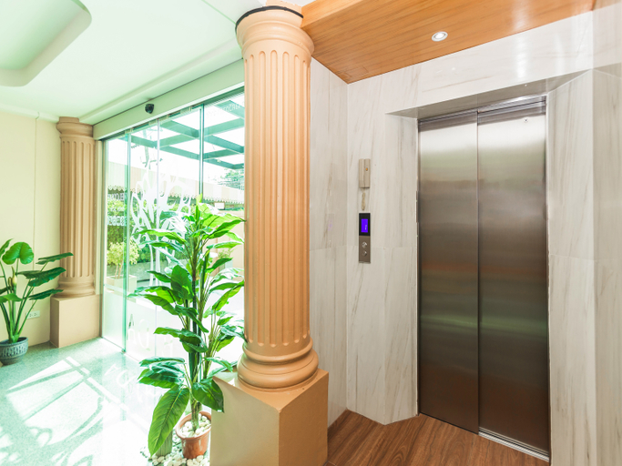 Public Area 5, LE'DA Hotel, Phuket Island