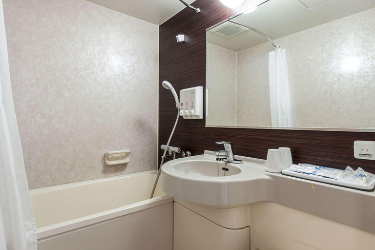 Bathroom 5, Comfort Hotel Shin Yamaguchi, Yamaguchi