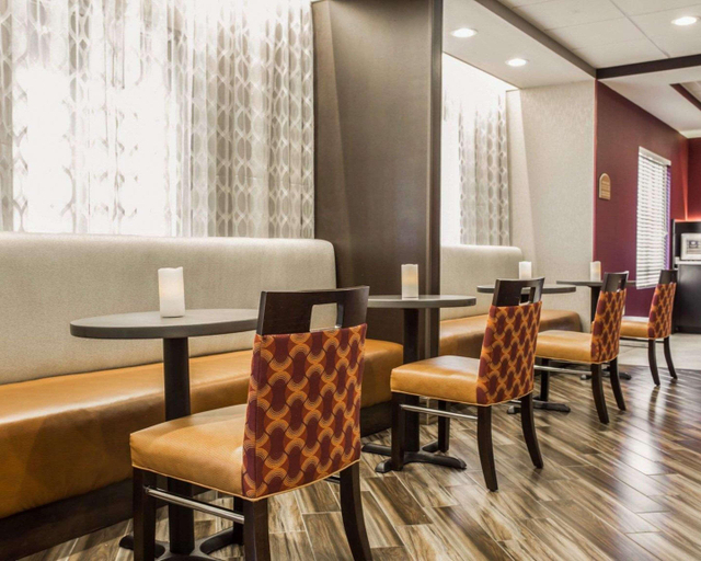 Public Area 3, Comfort Suites Columbia at Harbison, Lexington