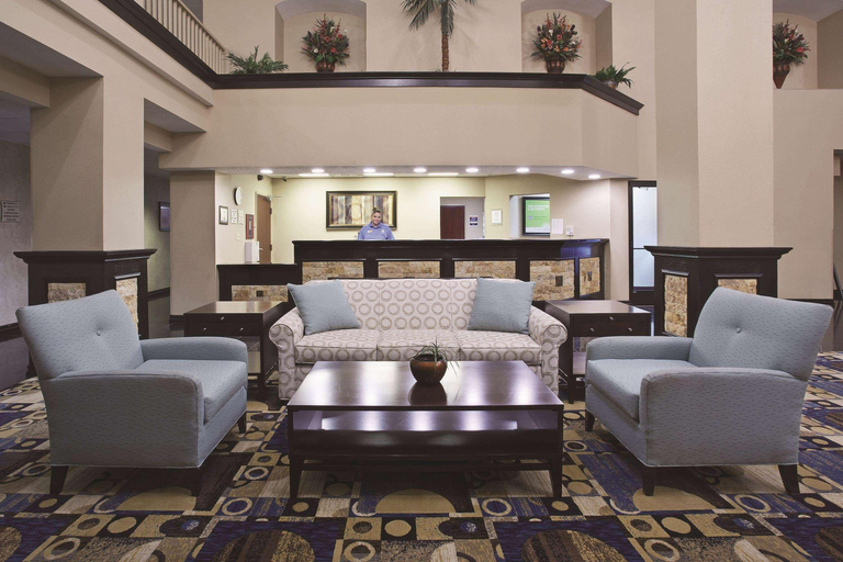 Public Area 2, Comfort Suites Clovis, Curry