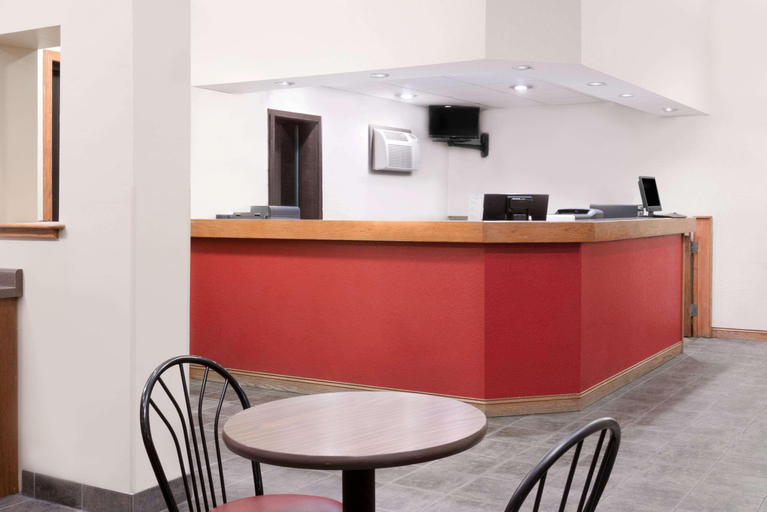 Public Area 2, Super 8 By Wyndham Winona Mn, Winona