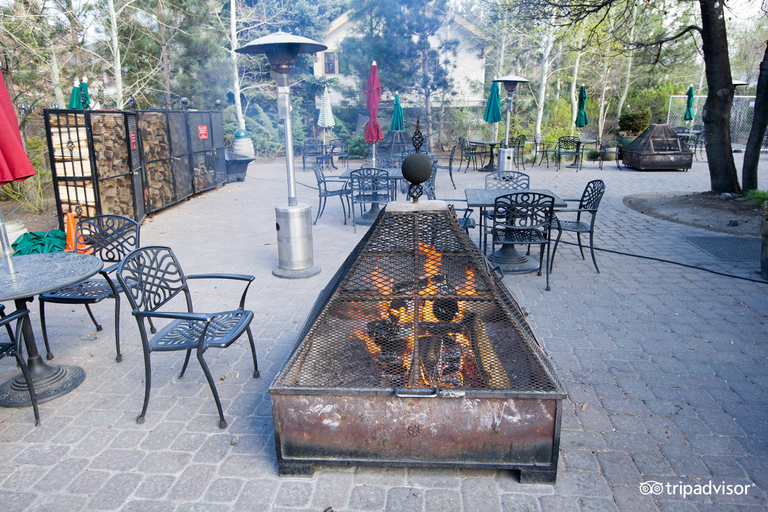 Public Area 2, McMenamins Old St. Francis School, Deschutes