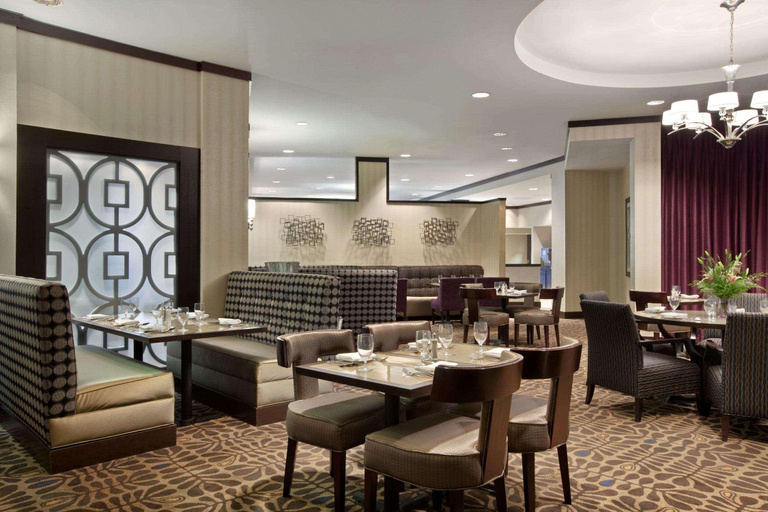 Food & Drinks 5, Embassy Suites by Hilton St. Louis Airport, Saint Louis