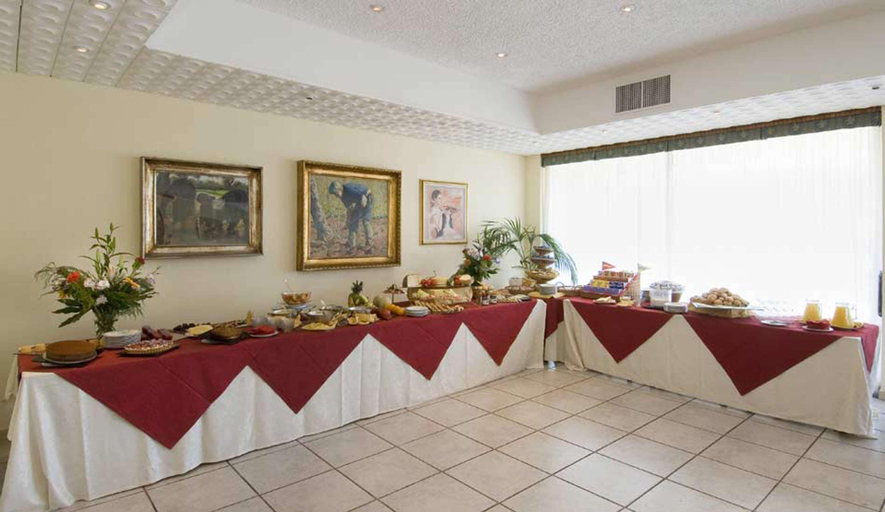 Public Area 4, Hotel HR, Bari