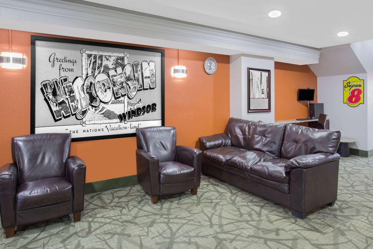 Public Area 2, Super 8 by Wyndham Windsor/Madison North, Dane
