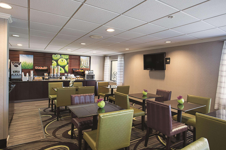Public Area 2, La Quinta Inn & Suites Baton Rouge Seigan Lane, East Baton Rouge