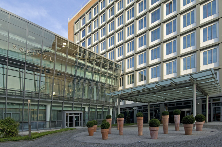 Exterior & Views 2, Sofitel Am Alten Wall Hamburg Hotel, Hamburg