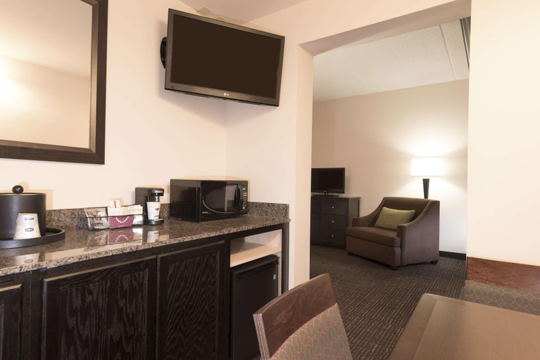 Bedroom 3, Spark By Hilton Stevensville, Berrien