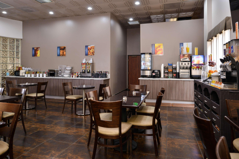 Food & Drinks 5, Best Western Plus Suites Hotel - LAX Airport LA Stadium, Los Angeles