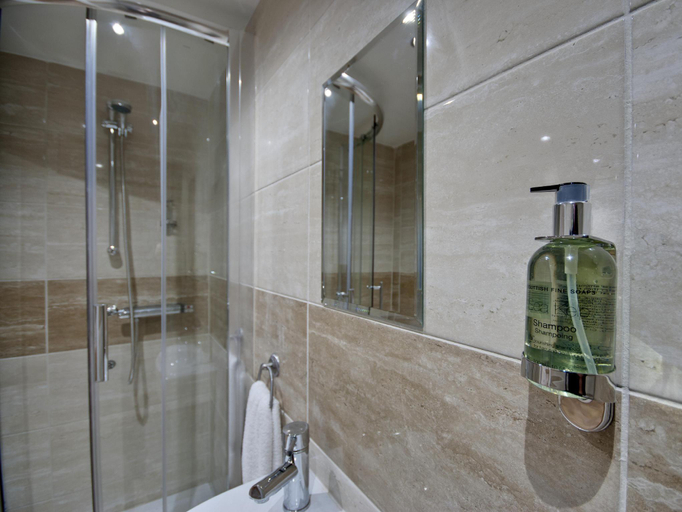 Bathroom 4, The Pod Works, Sefton