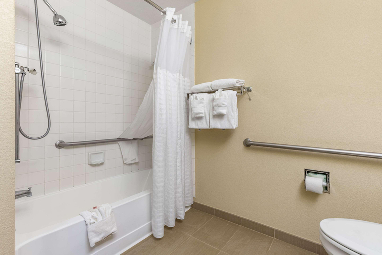 Bathroom 4, Comfort Inn & Suites Clemson - University Area, Pickens