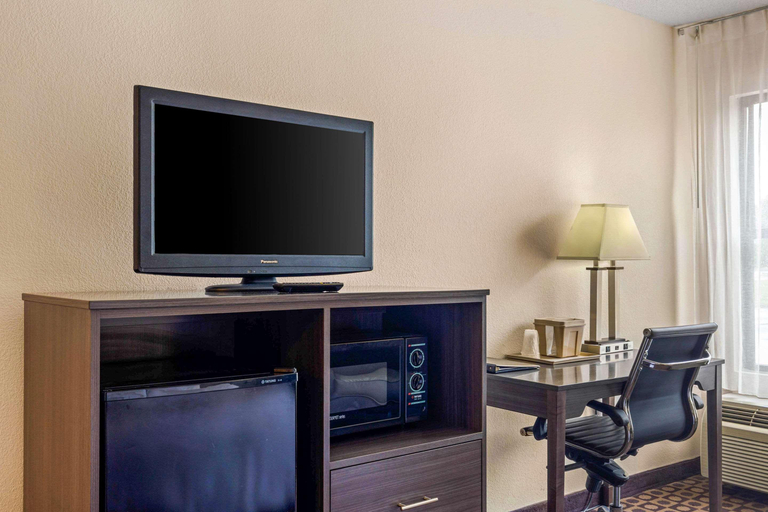 Bedroom 3, Comfort Inn (Archdale), Randolph