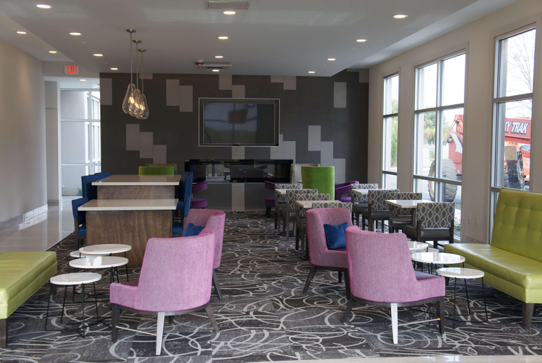 Public Area 2, La Quinta Inn Suites By Wyndham Mobile, Mobile