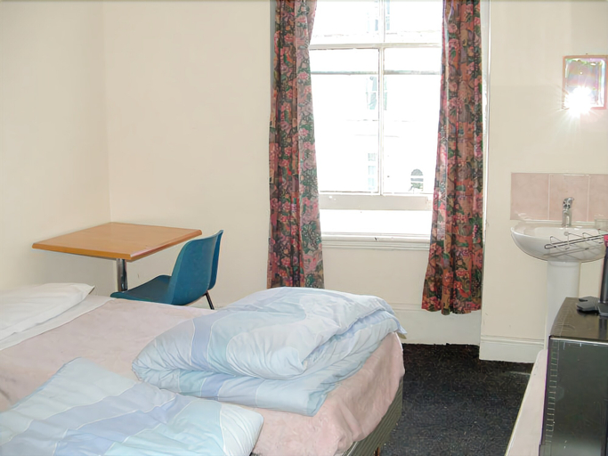 Bedroom 2, Central Hotel - Hostel, London