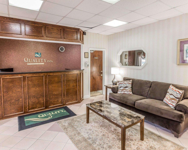 Public Area 3, Quality Inn Pell City I-20 Exit 158, Saint Clair