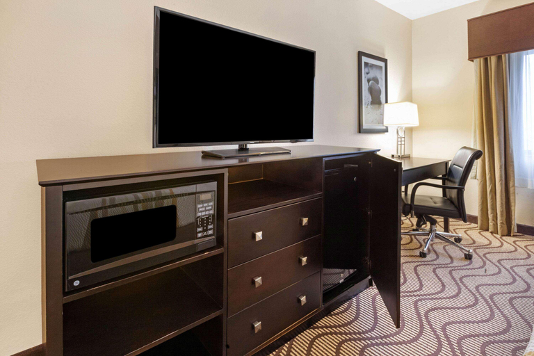 Bedroom 4, La Quinta Inn Suites By Wyndham South Bend, Saint Joseph
