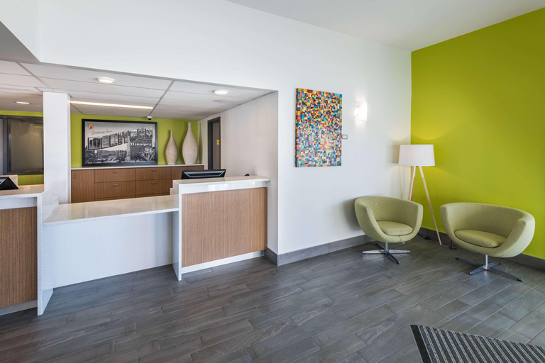 Public Area 2, Super 8 by Wyndham Winnipeg West, Division No. 11