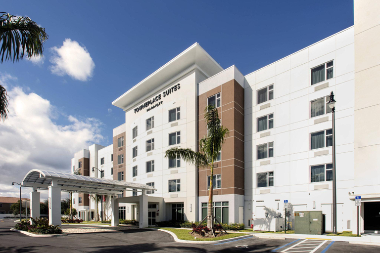 Exterior & Views 3, TownePlace Suites by Marriott Miami Homestead, Miami-Dade
