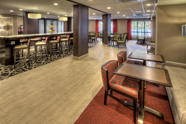 Public Area 2, Hampton Inn Cookeville, Putnam
