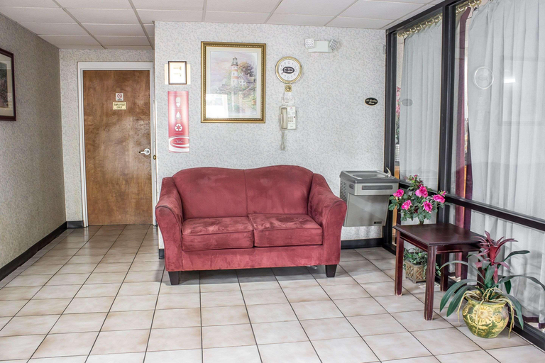 Public Area 2, Quality Inn Henderson I-85, Vance
