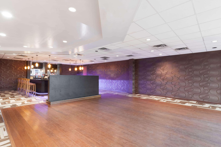 Public Area 2, Ramada by Wyndham Newburgh/West Point, Orange