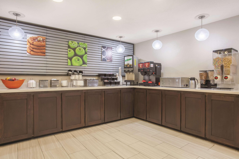 Public Area 2, Baymont By Wyndham Moss Point, Jackson