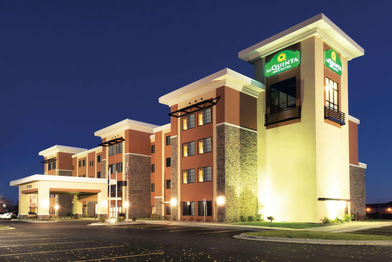 Exterior & Views 2, La Quinta Inn & Suites by Wyndham Billings, Yellowstone