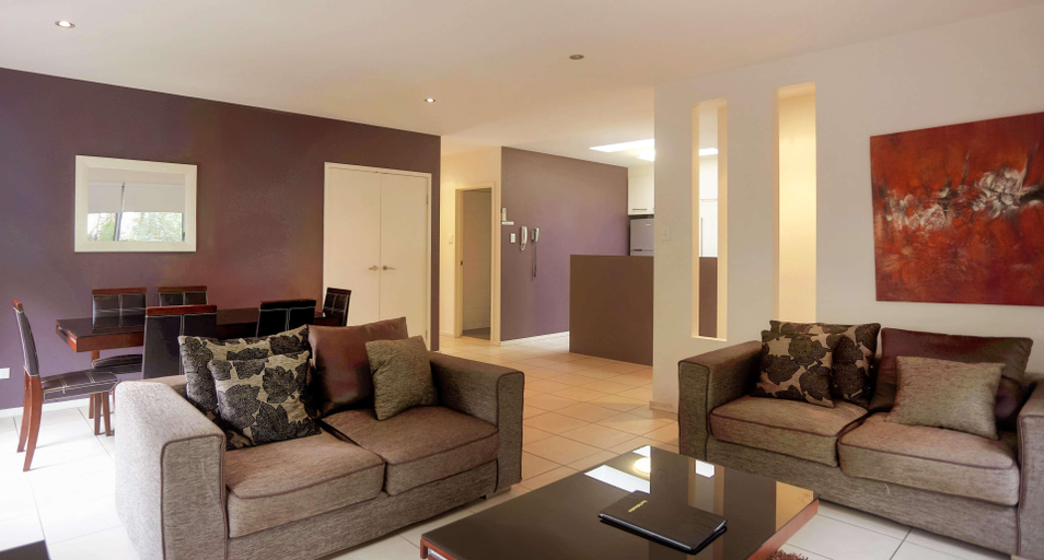 Public Area 2, Quarterdecks Retreat, Hervey Bay - Pt A
