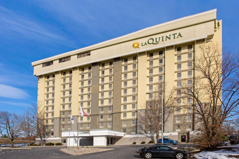 Exterior & Views 2, La Quinta Inn Suites By Wyndham Springfield Ma, Hampden