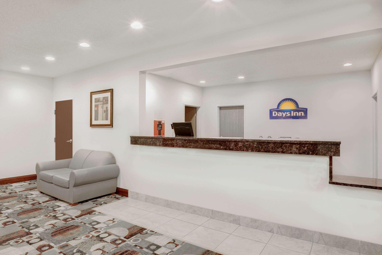 Public Area 2, Days Inn by Wyndham Carroll, Carroll