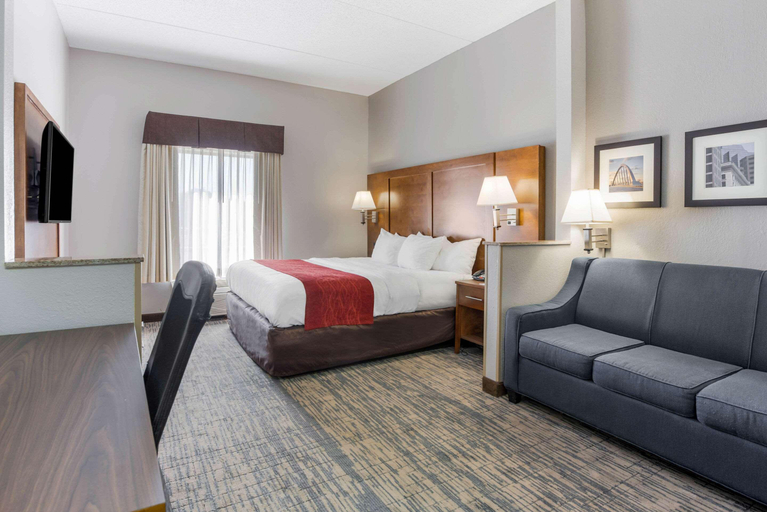Bedroom 3, Comfort Inn Grove City Area, Franklin