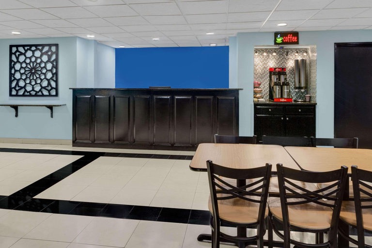 Public Area 3, Baymont by Wyndham Pooler/Savannah, Chatham