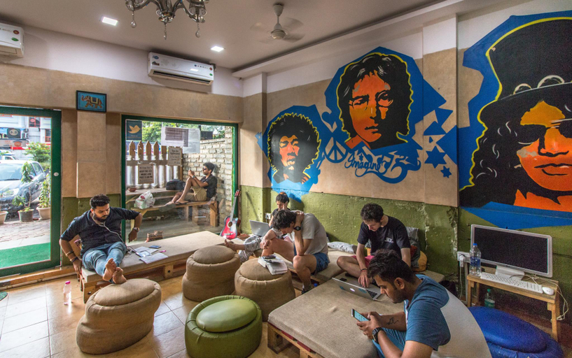 Public Area 3, Backpacker Panda Appetite Mumbai, Mumbai Suburban