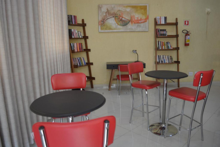 Public Area, Calstar, São Paulo