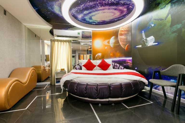 Bedroom 5, Bonita Tht, District 10