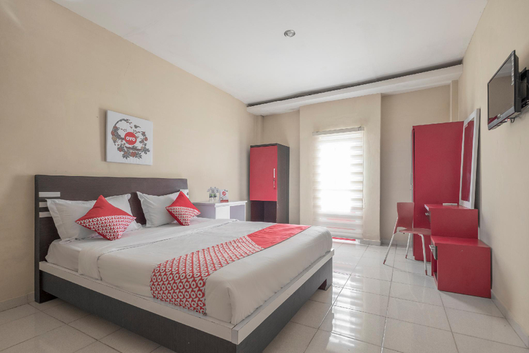 Bedroom 3, OYO 1075 Rumah Indah Losari Inn, Makassar